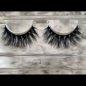 “Live A Little” || Lashful Lengths Luxury Mink Eyelashes